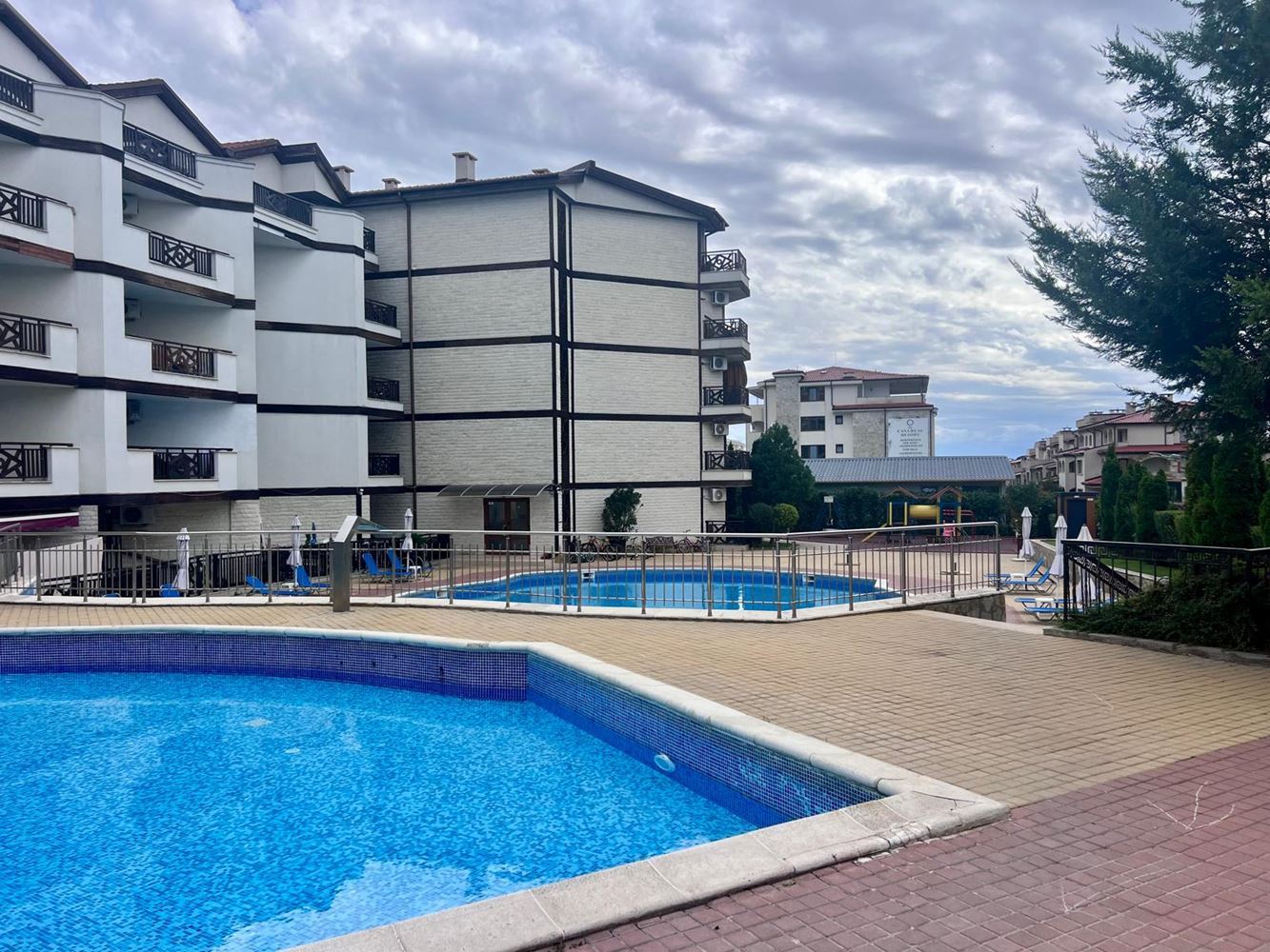 Studio z designerskim remontem w Świętym Własie – zaledwie 200 m od morza