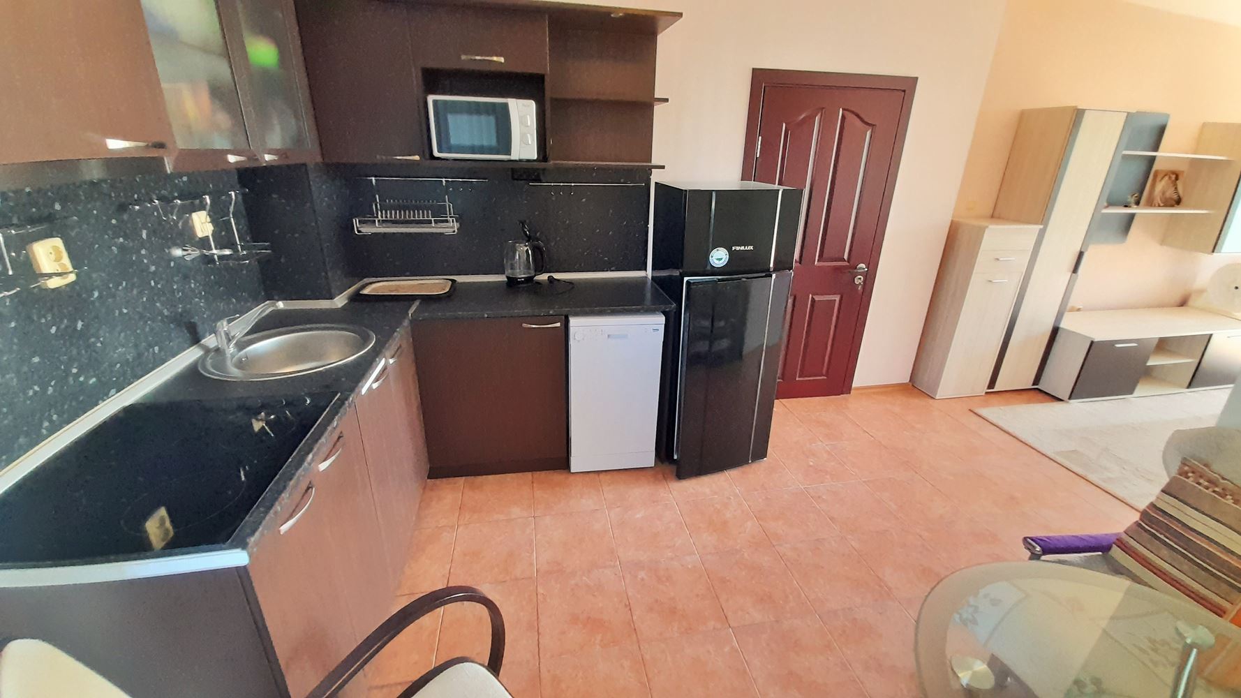 Gotowe do zamieszkania mieszkanie z jedną sypialnią i niską opłatą za utrzymanie w Słonecznym Brzegu