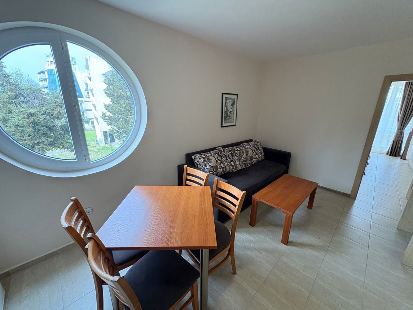 Apartament z dwiema sypialniami 300 metrów od plaży w centrum Słonecznego Brzegu