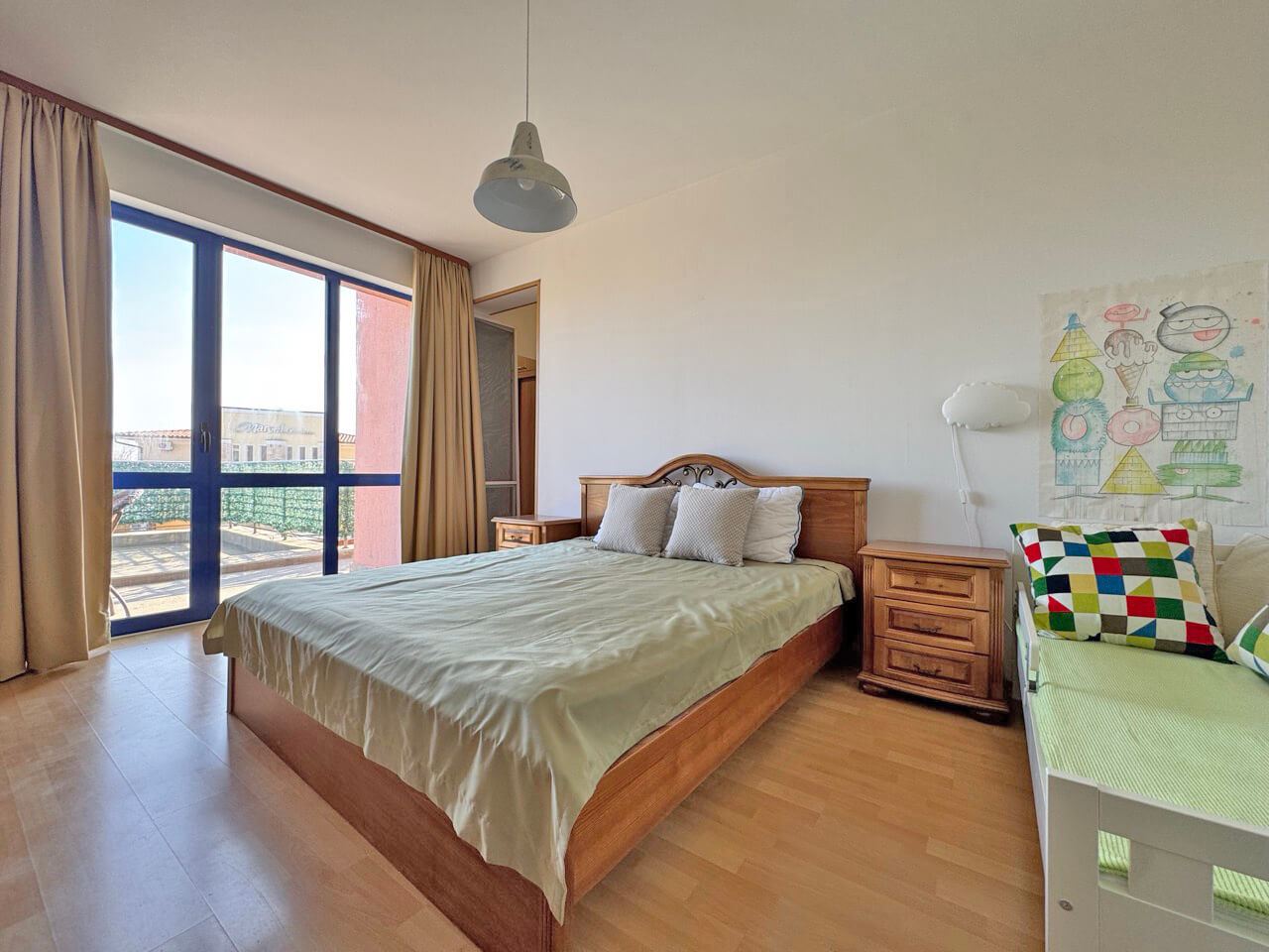 Luksusowy penthouse w Słonecznym Brzegu z imponującym tarasem panoramicznym i doskonałą lokalizacją