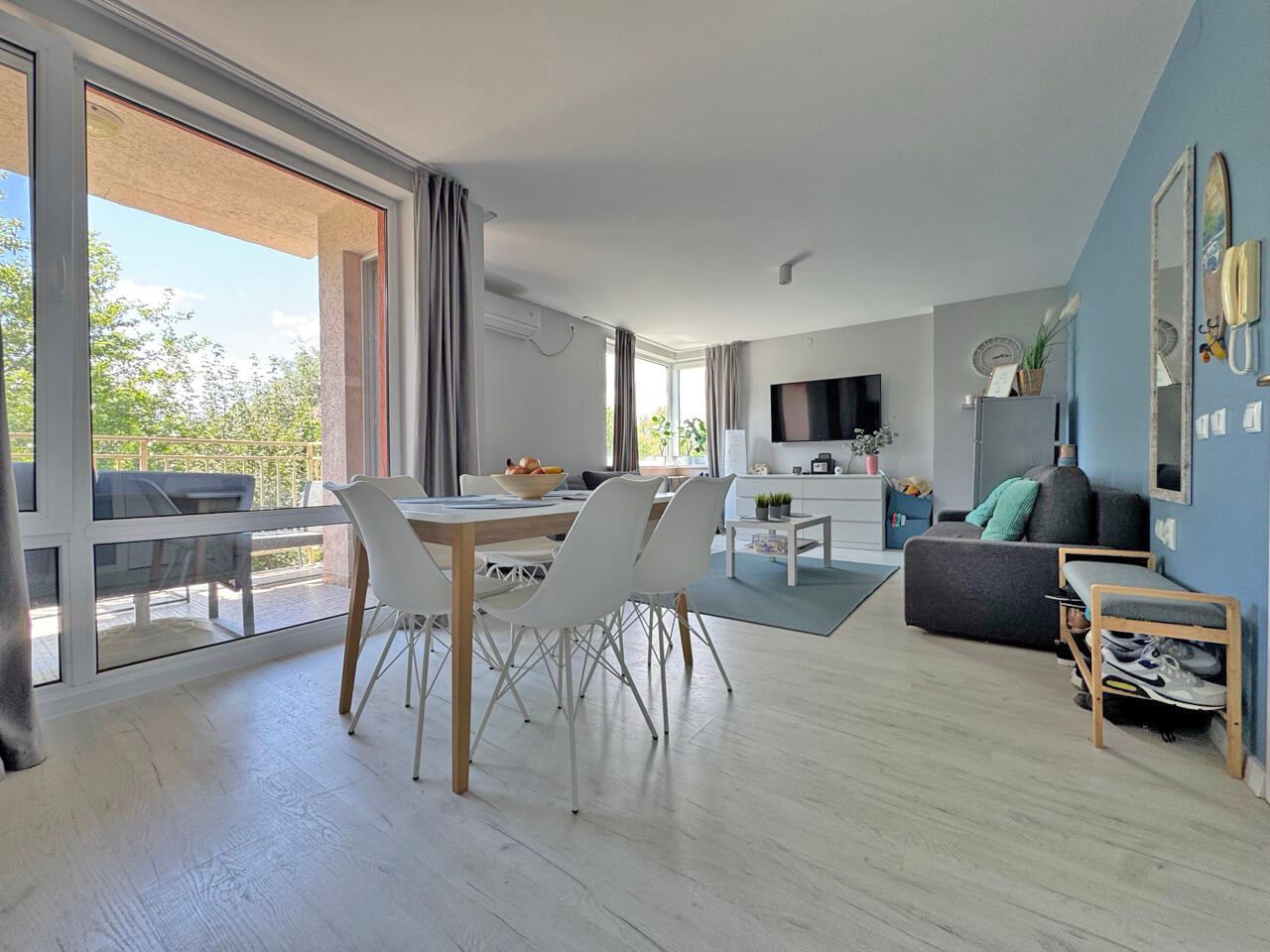 Stylowy apartament z jedną sypialnią w prestiżowym kompleksie w Słonecznym Brzegu – całkowicie odnowiony i gotowy do zamieszkania