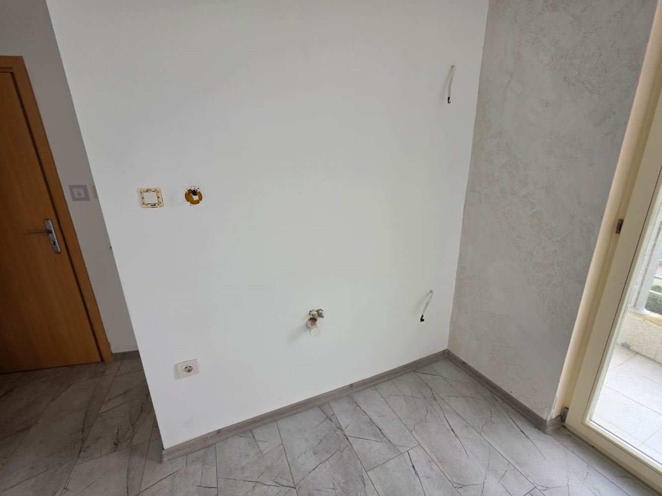 Wyremontowana kawalerka w centrum Słonecznego Brzegu – kilka minut od plaży