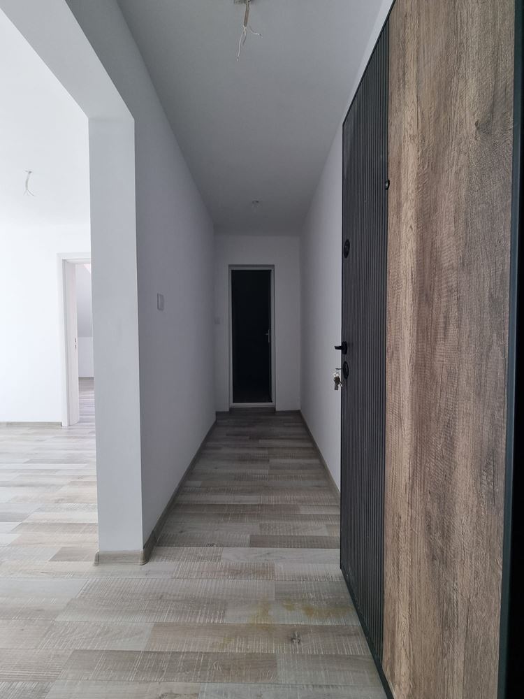 Jasne i nowoczesne mieszkanie w doskonałej lokalizacji – połączenie komfortu, natury i nadmorskiego klimatu