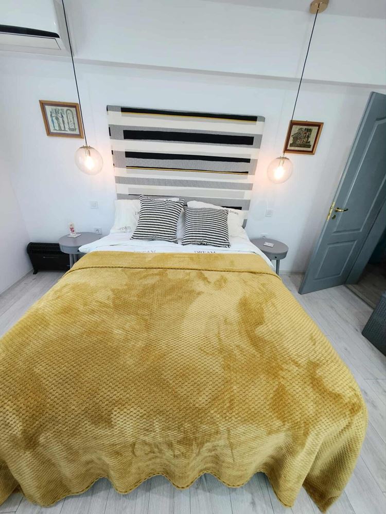 Apartament z dwiema sypialniami z widokiem na basen w Sveti Vlas – komfort, styl i doskonała lokalizacja