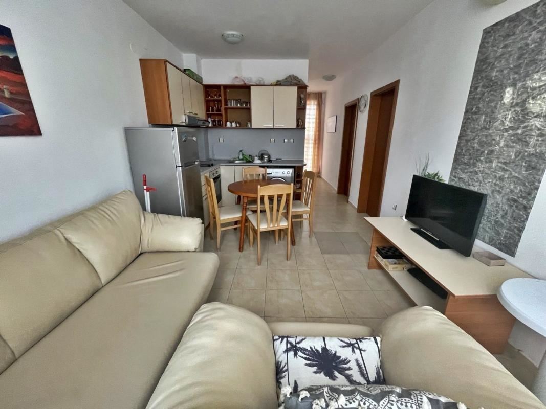 W pełni umeblowany trzypokojowy apartament w Słonecznym Brzegu – komfort, przytulność i bezpieczna inwestycja