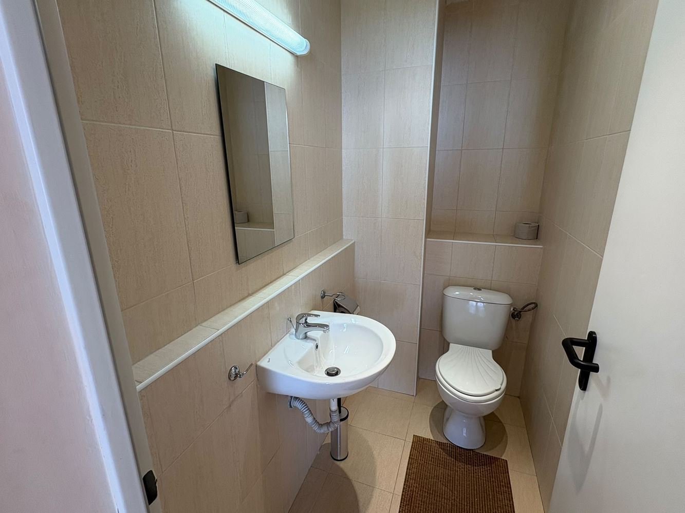 Apartament z jedną sypialnią w Słonecznym Brzegu – komfort w kompleksie z basenami i zjeżdżalniami wodnymi