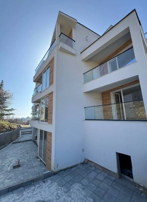  Przestronne studio z widokiem na morze w Sveti Vlas – gotowe do wykończenia według Twojego gustu