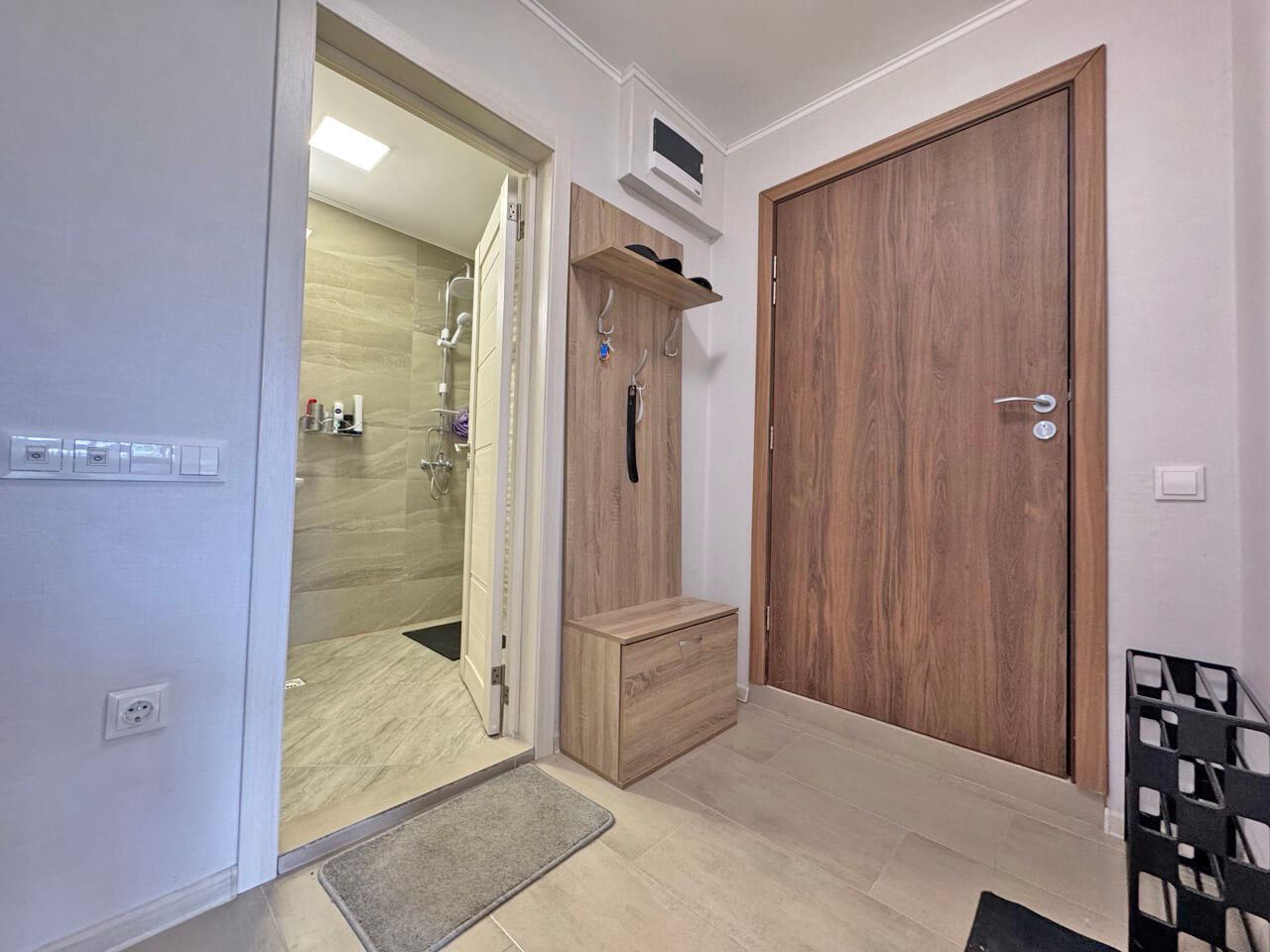 Umeblowany apartament z jedną sypialnią w nowym kompleksie w Aheloj – spokój, zieleń i komfort nad morzem