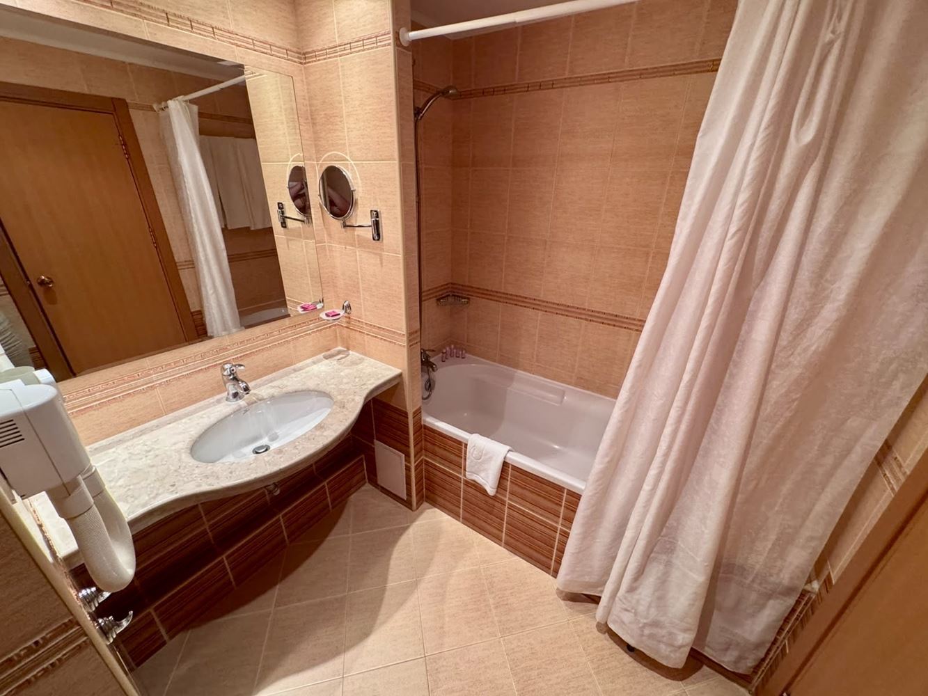 Apartament z jedną sypialnią w pierwszej linii z panoramicznym widokiem na morze w Słonecznym Brzegu