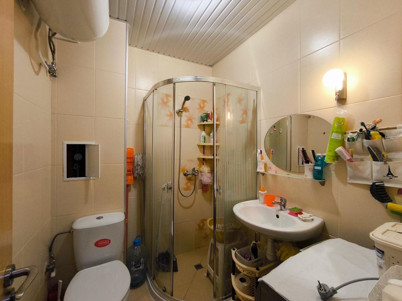 Przestronne i jasne studio w Pomorie – centralna lokalizacja, niskie koszty i doskonała inwestycja