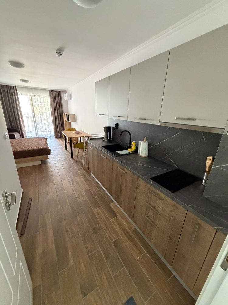 Studio w pierwszej linii brzegowej w Nesebyrze – całoroczny kompleks z udogodnieniami premium