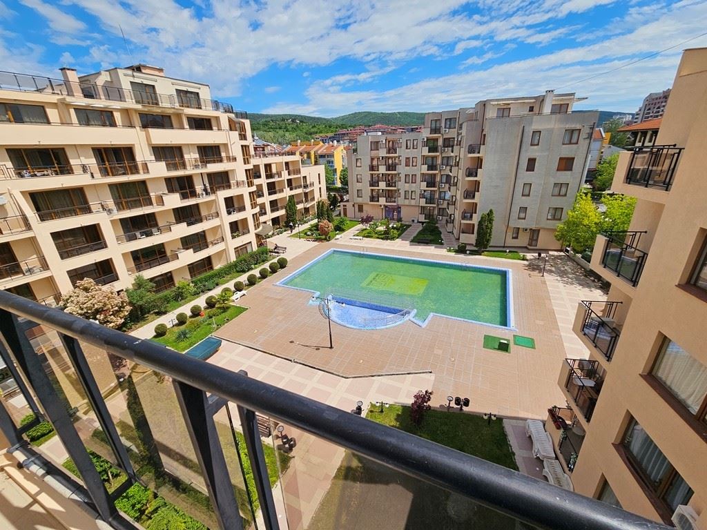 Apartament z jedną sypialnią z panoramicznymi widokami i doskonałą lokalizacją w Słonecznym Brzegu