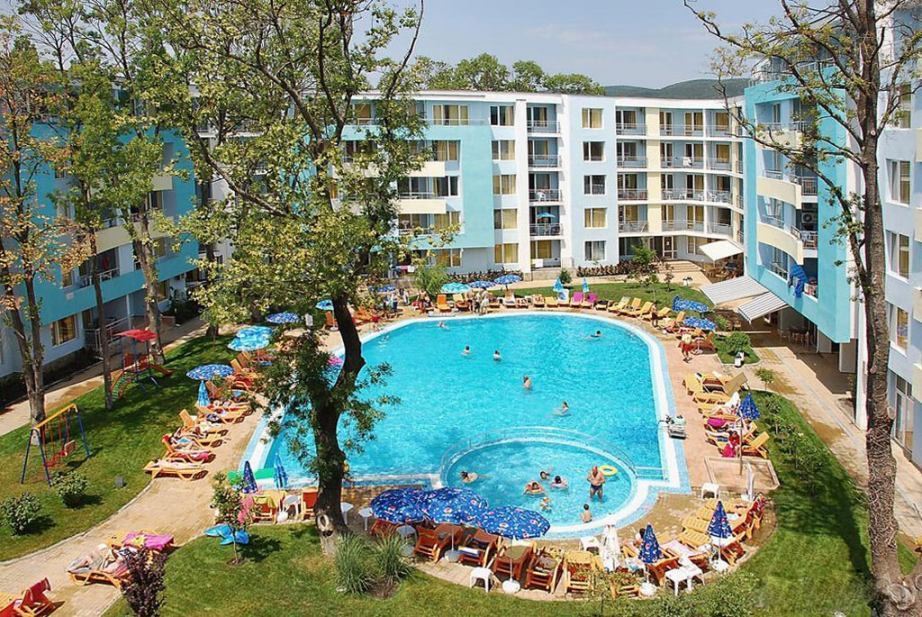 100 metrów od morza – przytulny apartament z jedną sypialnią i widokiem na spokojną część kompleksu