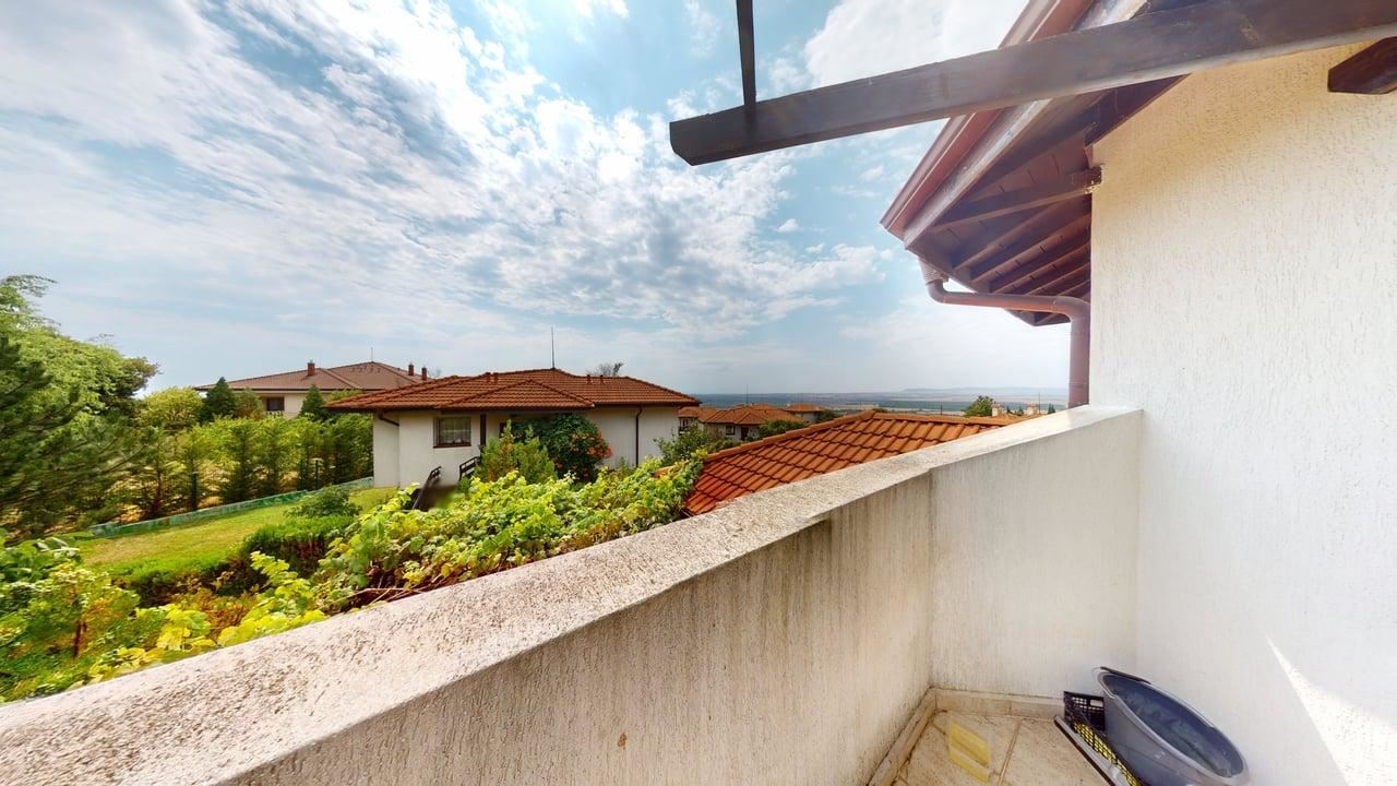 Apartament z jedną sypialnią i panoramicznym widokiem na morze oraz góry w kompleksie z basenami i centrum SPA