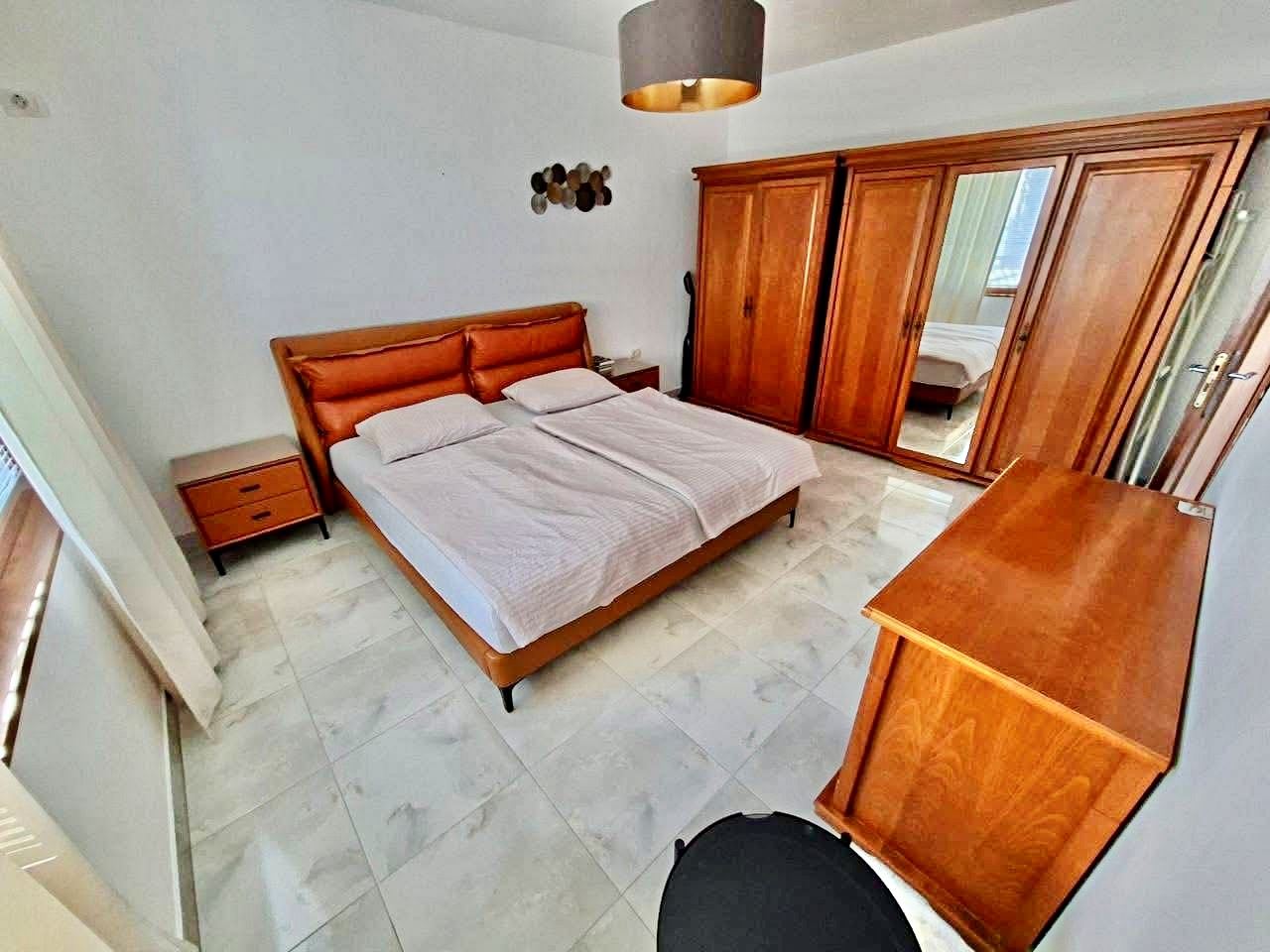 Luksusowy apartament z dwiema sypialniami na pierwszej linii brzegowej w strefie VIP w Sweti Własie