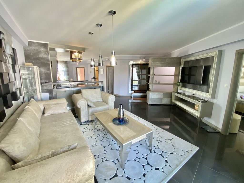 Unikalny apartament dwupoziomowy w kompleksie klasy premium w mieście Nesebyr