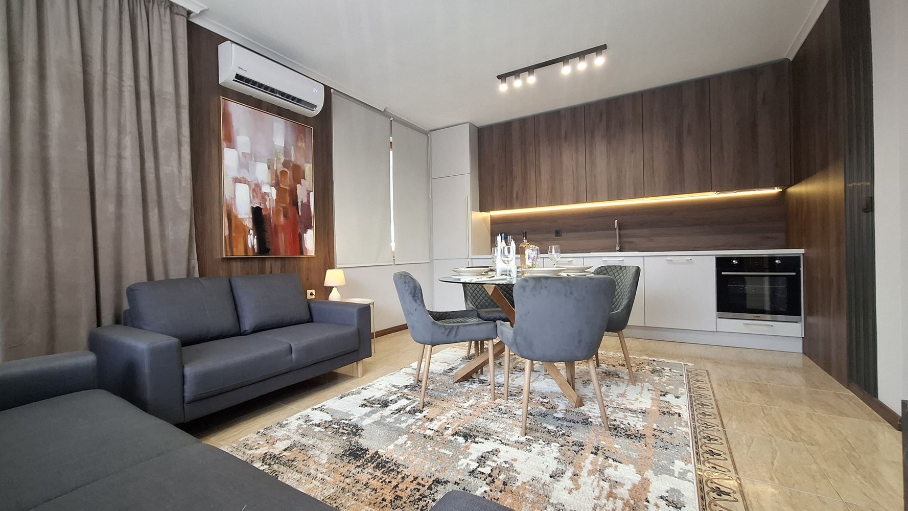 Luksusowy apartament z dwiema sypialniami przy pierwszej linii morza w Świętym Własie – wyjątkowa morska atmosfera i prestiżowy komfort