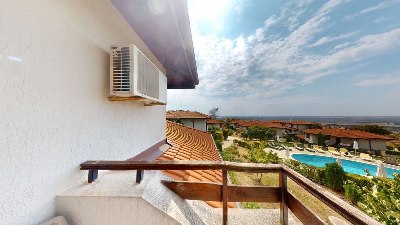 Apartament z jedną sypialnią i panoramicznym widokiem na morze oraz góry w kompleksie z basenami i centrum SPA