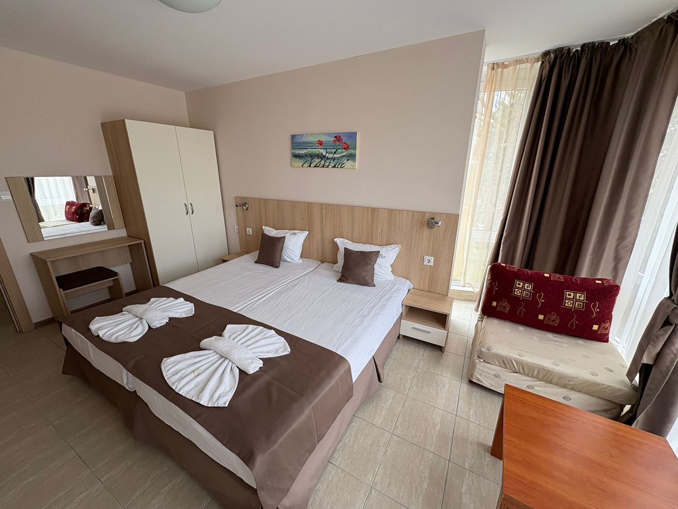 Apartament z dwiema sypialniami 300 metrów od plaży w centrum Słonecznego Brzegu