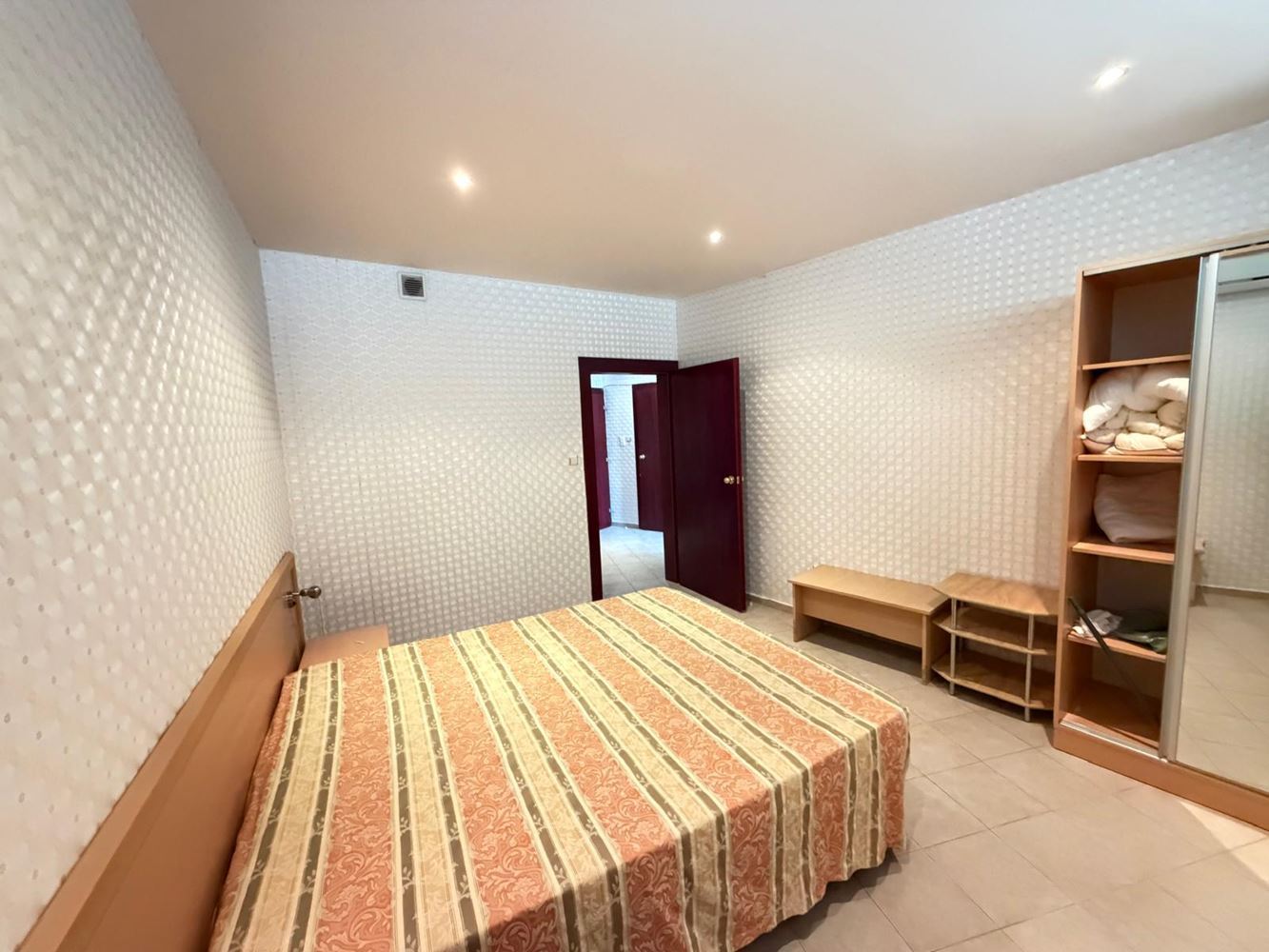  Luksusowy apartament z dwiema sypialniami i widokiem na morze, 100 metrów od plaży w Słonecznym Brzegu