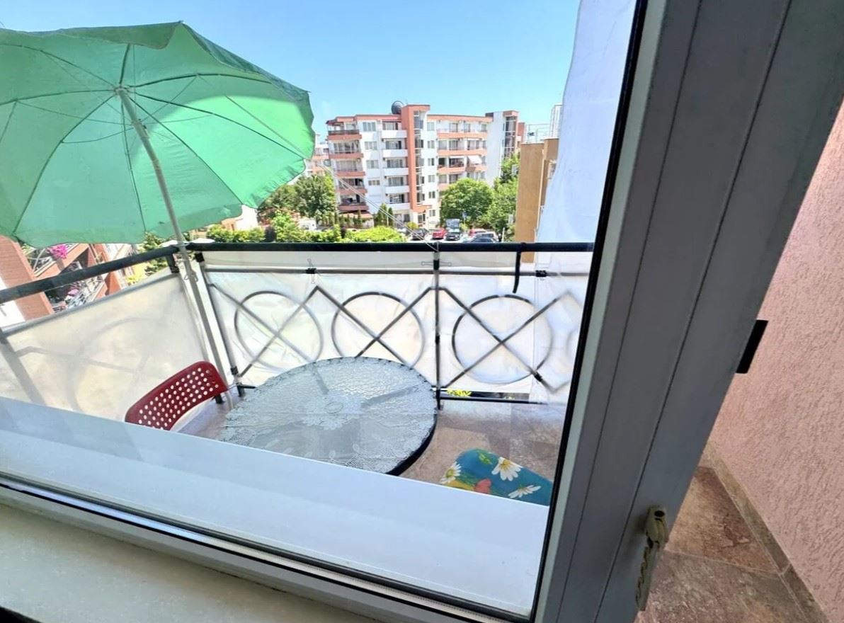 Przestronny apartament z jedną sypialnią 200 metrów od morza w Rawdzie – komfortowy dom nad brzegiem morza