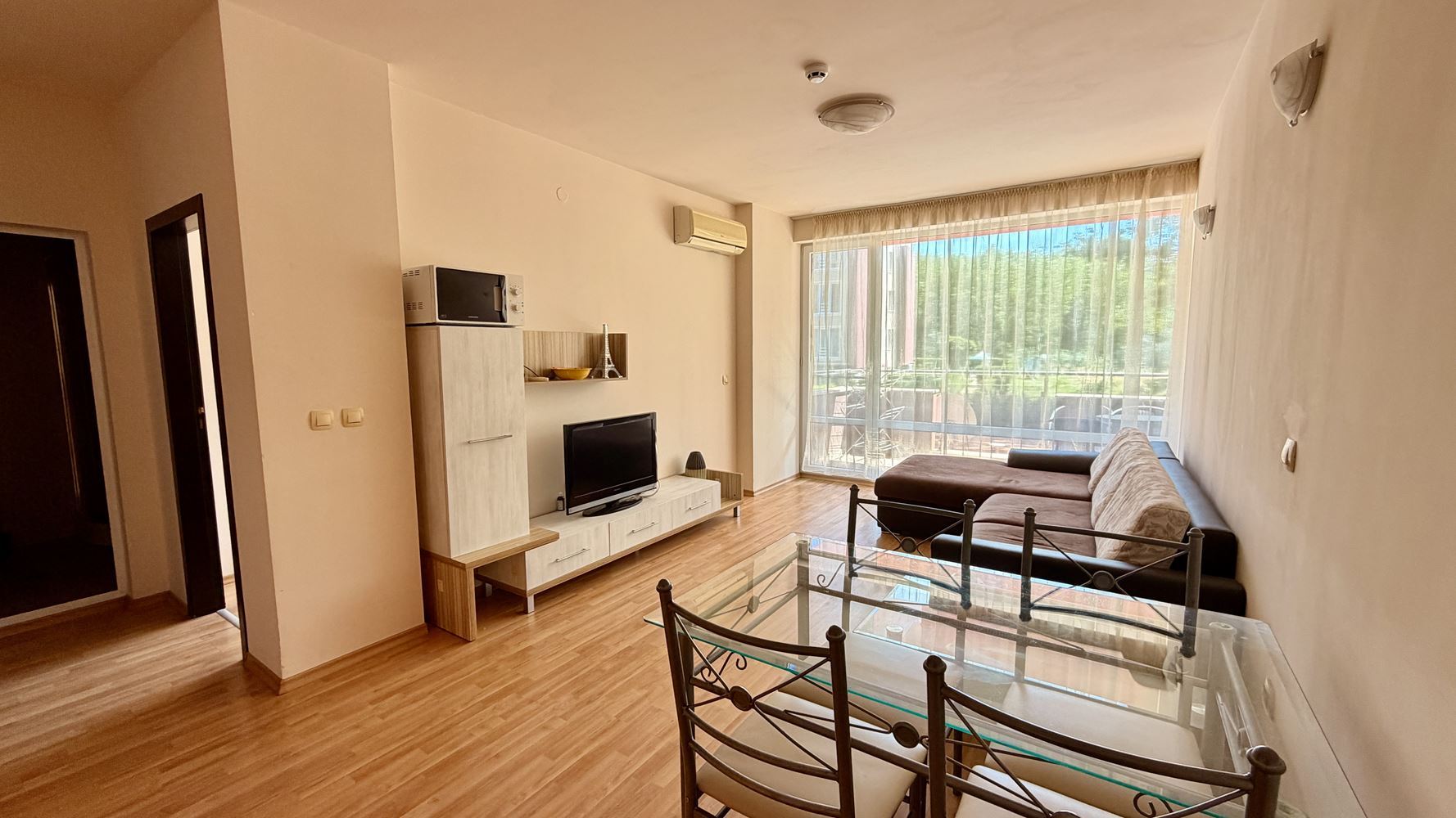 Słoneczny Brzeg: apartament z jedną sypialnią 300 metrów od plaży – komfort, jakość i doskonała inwestycja