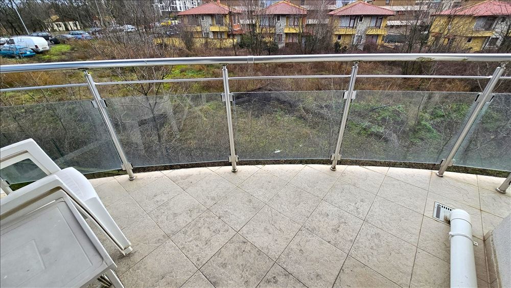 Eleganckie studio w elitarnym kompleksie w Sarafowie – zaledwie kilka kroków od plaży, luksus, SPA i basen tuż przed Tobą