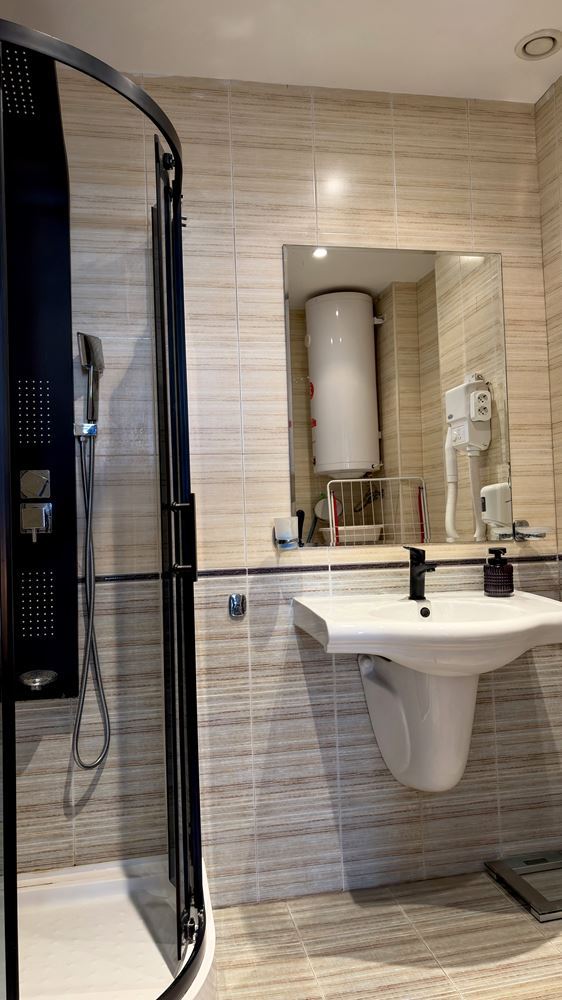 Stylowy apartament z jedną sypialnią 100 metrów od plaży w Słonecznym Brzegu – komfort, luksus i doskonała lokalizacja