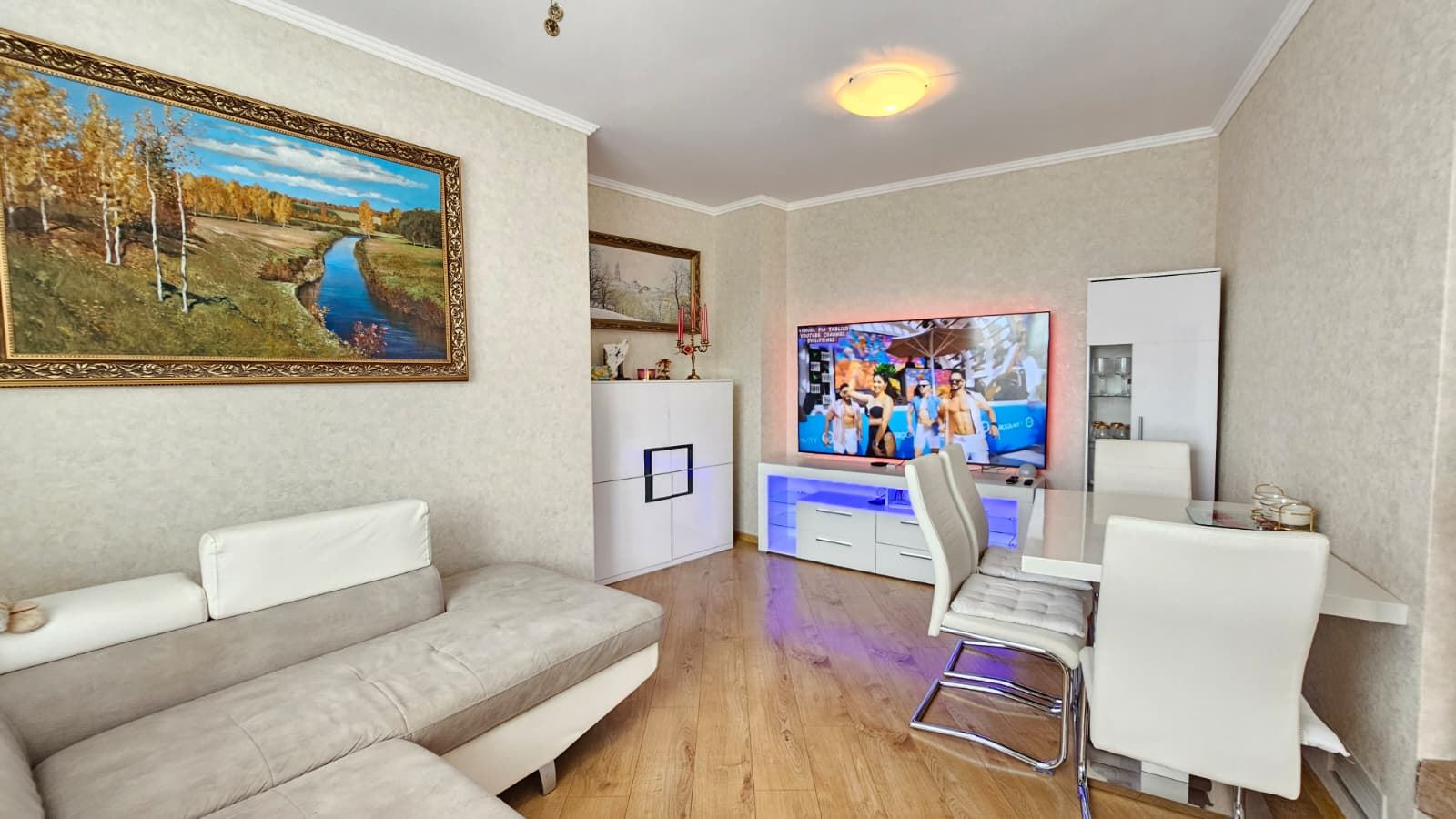 Przestronny penthouse z panoramicznym tarasem i sauną w nowoczesnym kompleksie mieszkaniowym w Słoneczny Brzeg