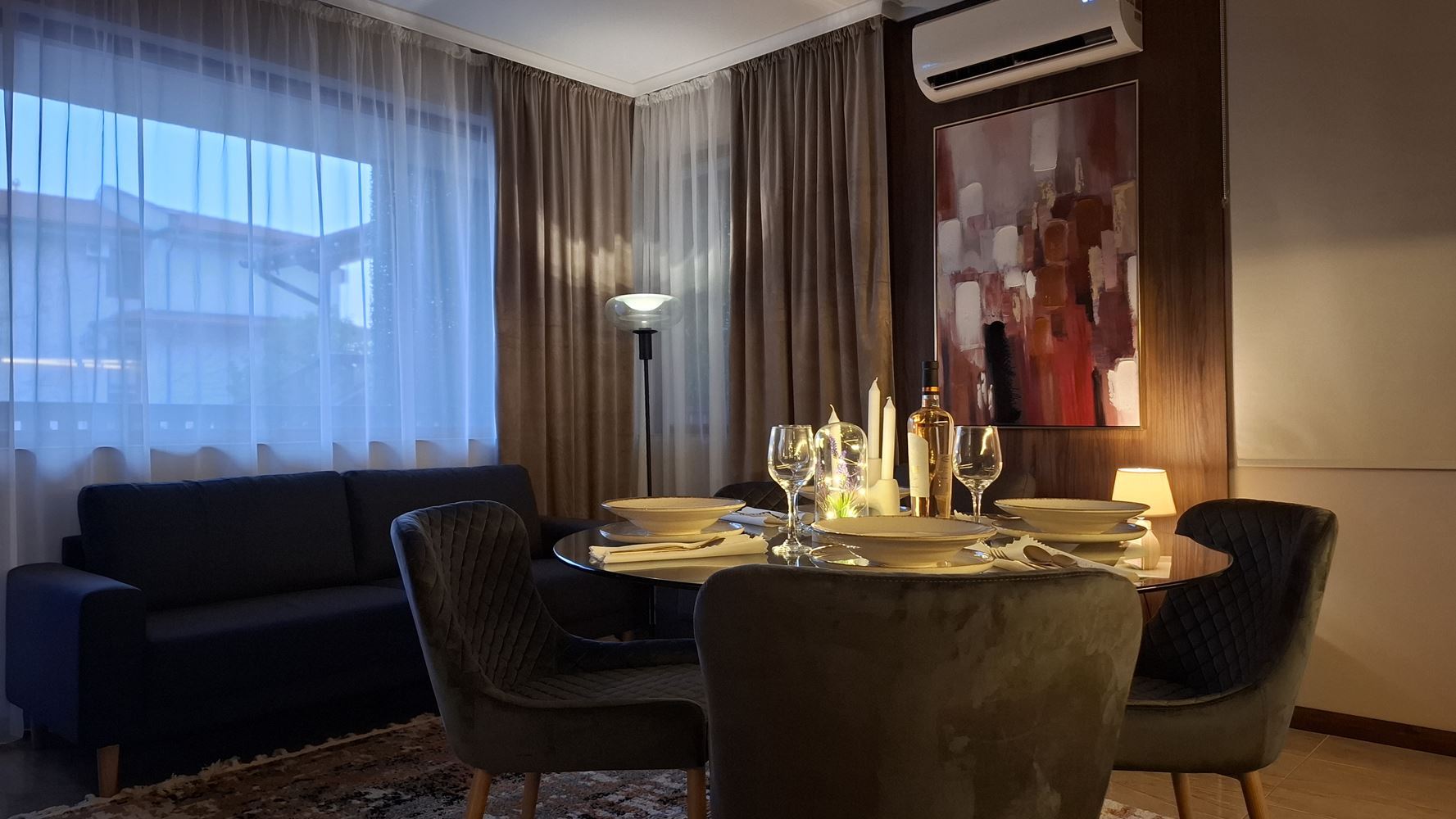 Luksusowy apartament z dwiema sypialniami przy pierwszej linii morza w Świętym Własie – wyjątkowa morska atmosfera i prestiżowy komfort