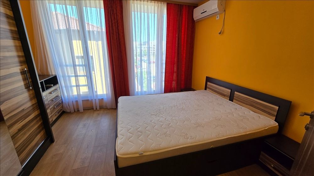 Mieszkanie z jedną sypialnią bez opłaty za utrzymanie w Sarafowie – po odświeżeniu