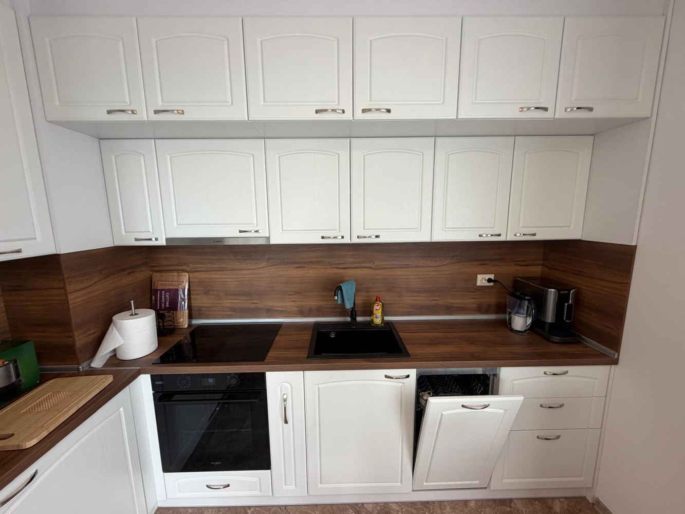 Apartament z 2 sypialniami w nowoczesnym kompleksie z pięknym otoczeniem zieleni w Rawdzie