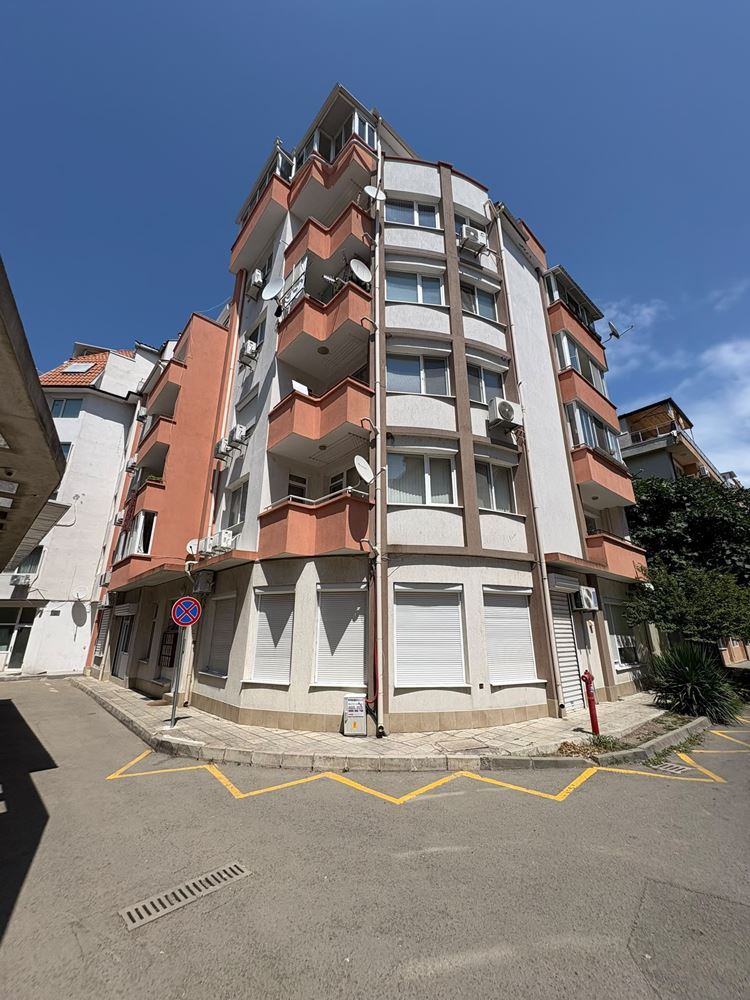 Apartament z jedną sypialnią na Starym Mieście w Pomorie – w pełni umeblowany, w budynku mieszkalnym i gotowy do zamieszkania