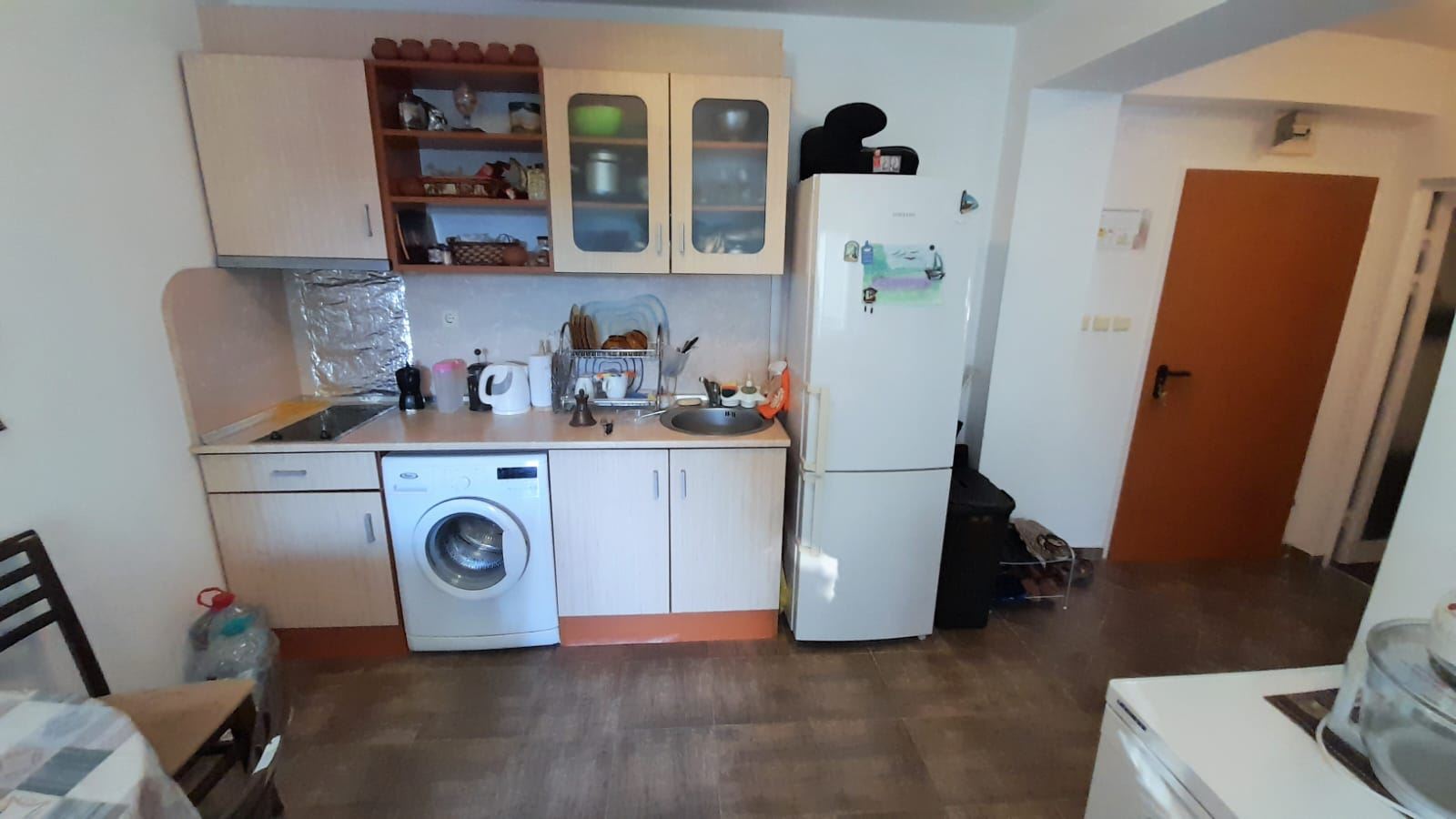 Komfortowy apartament z jedną sypialnią w całorocznym kompleksie z parkingiem w dzielnicy Sarafowo
