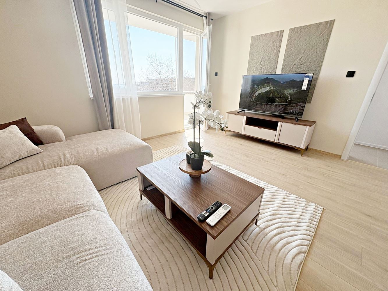 Dwa niezależne przestrzenie mieszkalne z widokiem na morze w centrum Świętego Własu – designerskie wnętrze i własne miejsce parkingowe