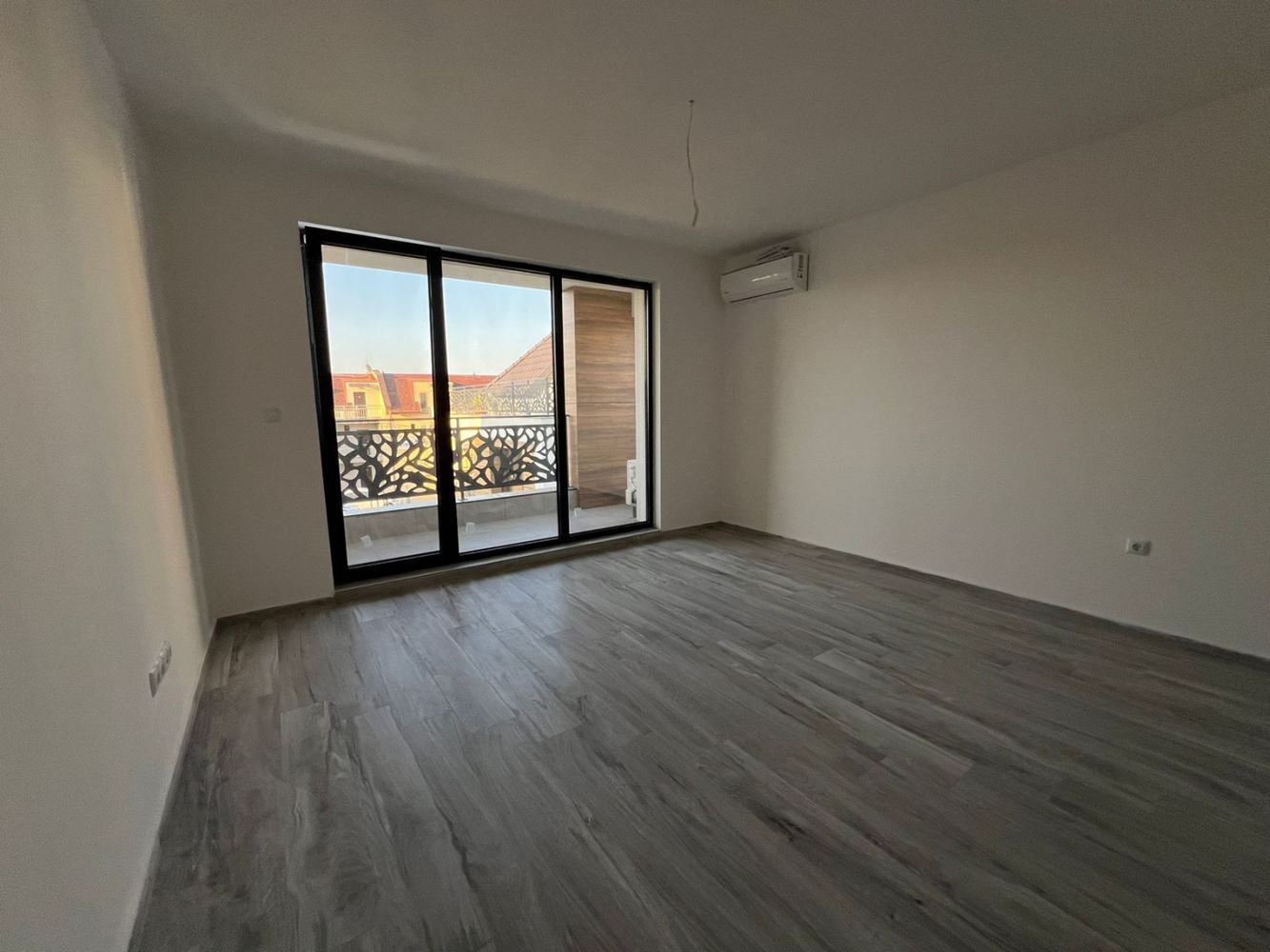 Luksusowy apartament z jedną sypialnią 50 metrów od plaży w Sozopolu – bez opłaty za utrzymanie