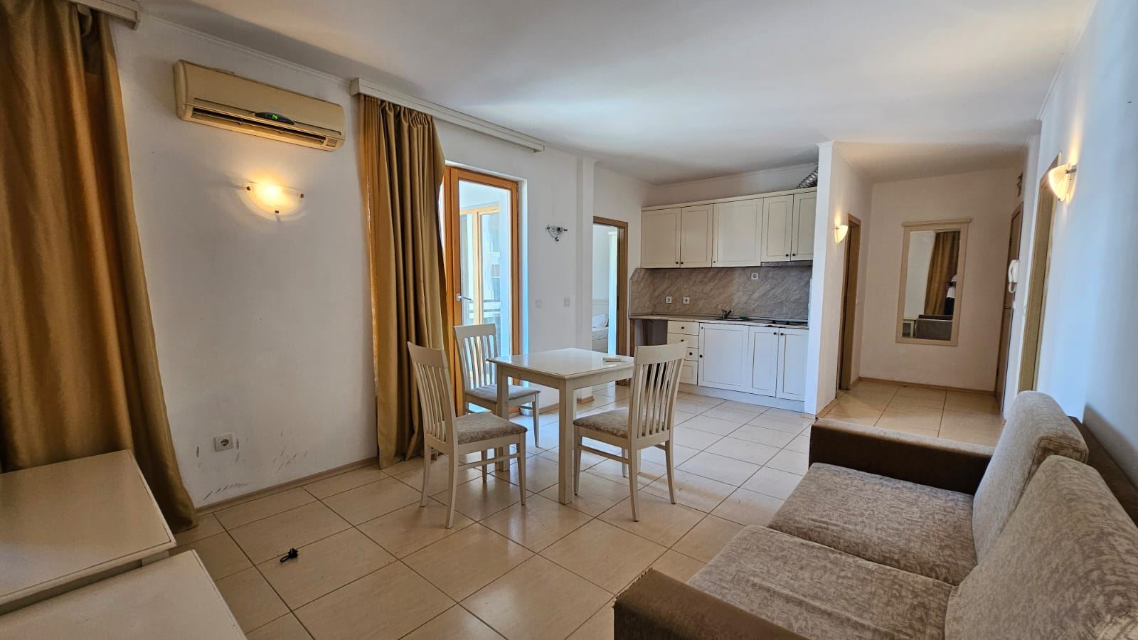Apartament z dwiema sypialniami bez opłaty za utrzymanie, tuż obok supermarketu