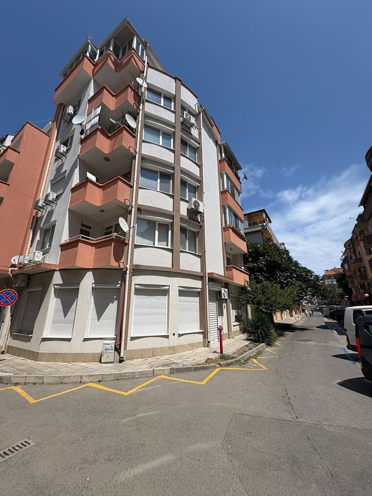 Apartament z jedną sypialnią na Starym Mieście w Pomorie – w pełni umeblowany, w budynku mieszkalnym i gotowy do zamieszkania