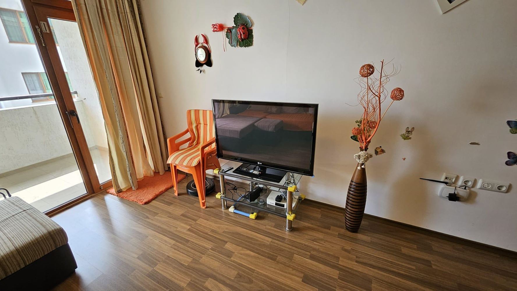 Nadmorski komfort tuż przy plaży – mieszkanie z jedną sypialnią i widokiem na morze w Sveti Vlas