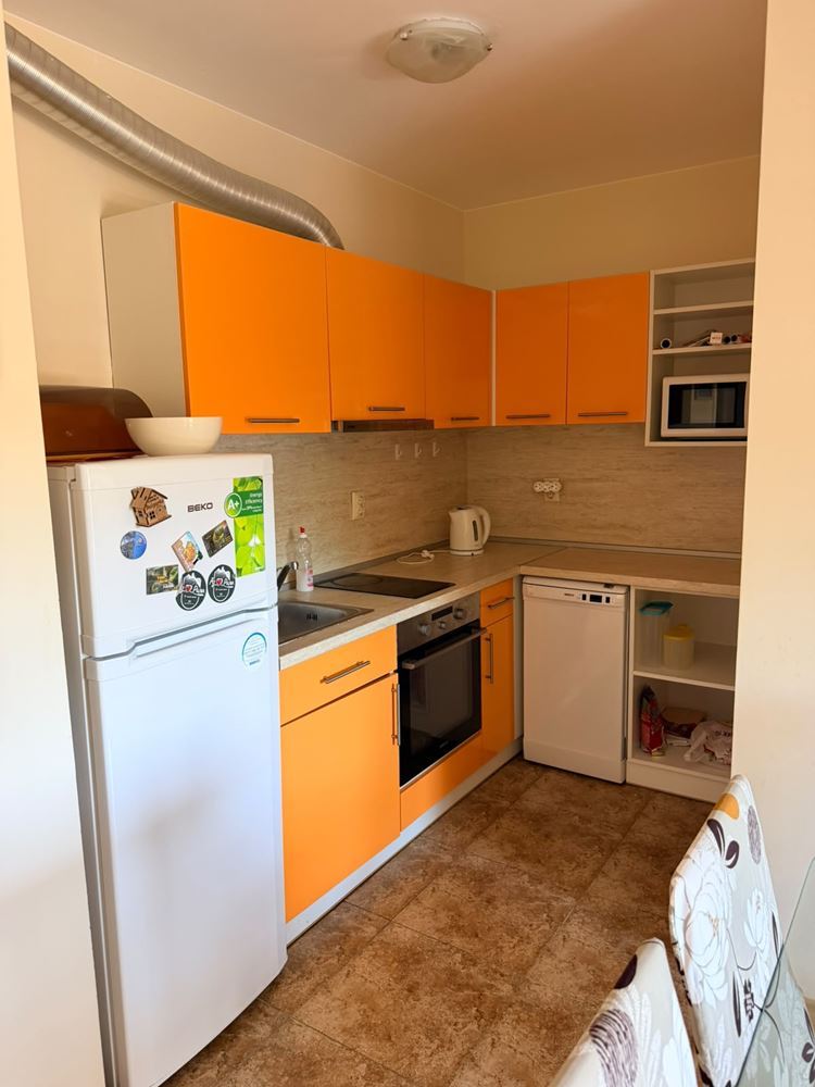 Przytulny apartament z dwiema sypialniami w Nesebyrze – komfortowy dom w nowoczesnym kompleksie