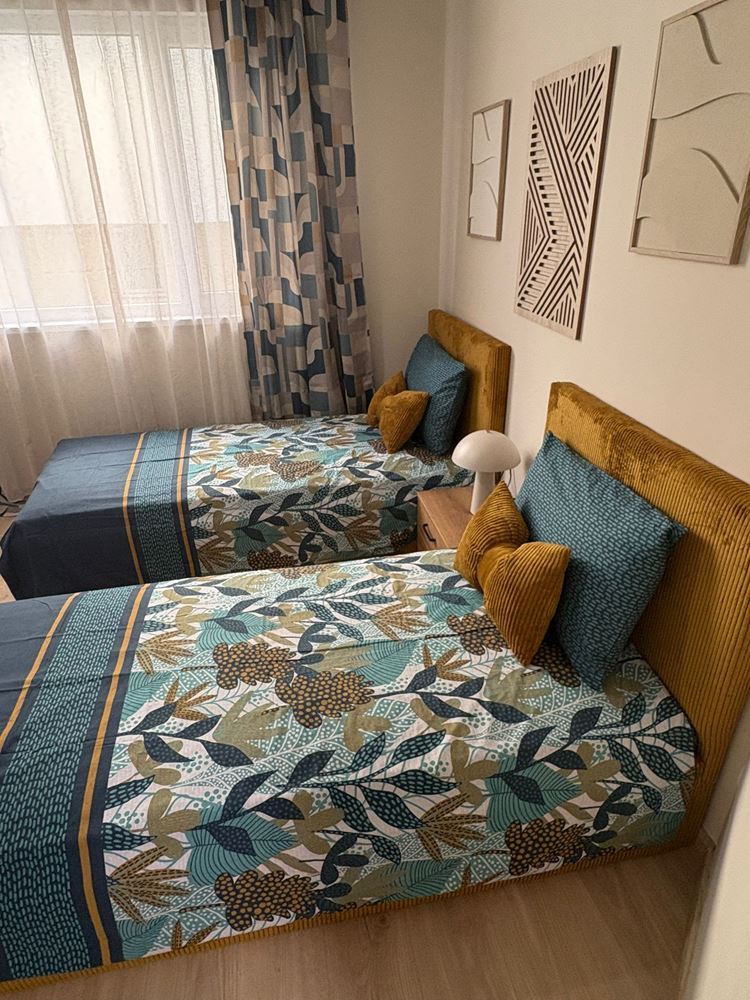 Dwa niezależne przestrzenie mieszkalne z widokiem na morze w centrum Świętego Własu – designerskie wnętrze i własne miejsce parkingowe