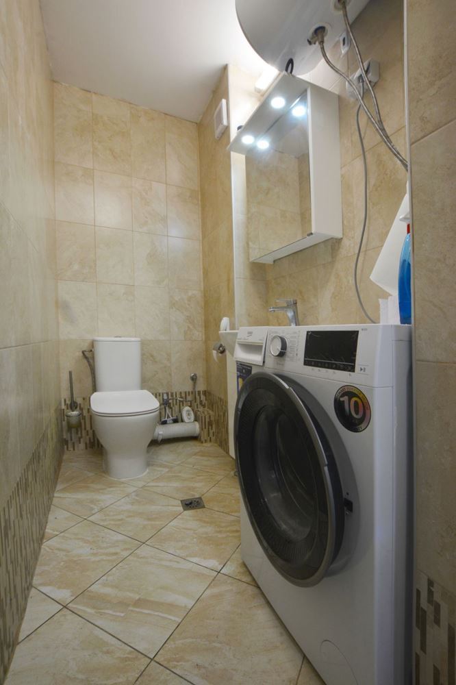 Luksusowy apartament trzypokojowy z widokiem na morze na pierwszej linii w Rawdzie – 114 m², dwa tarasy i pełen komfort