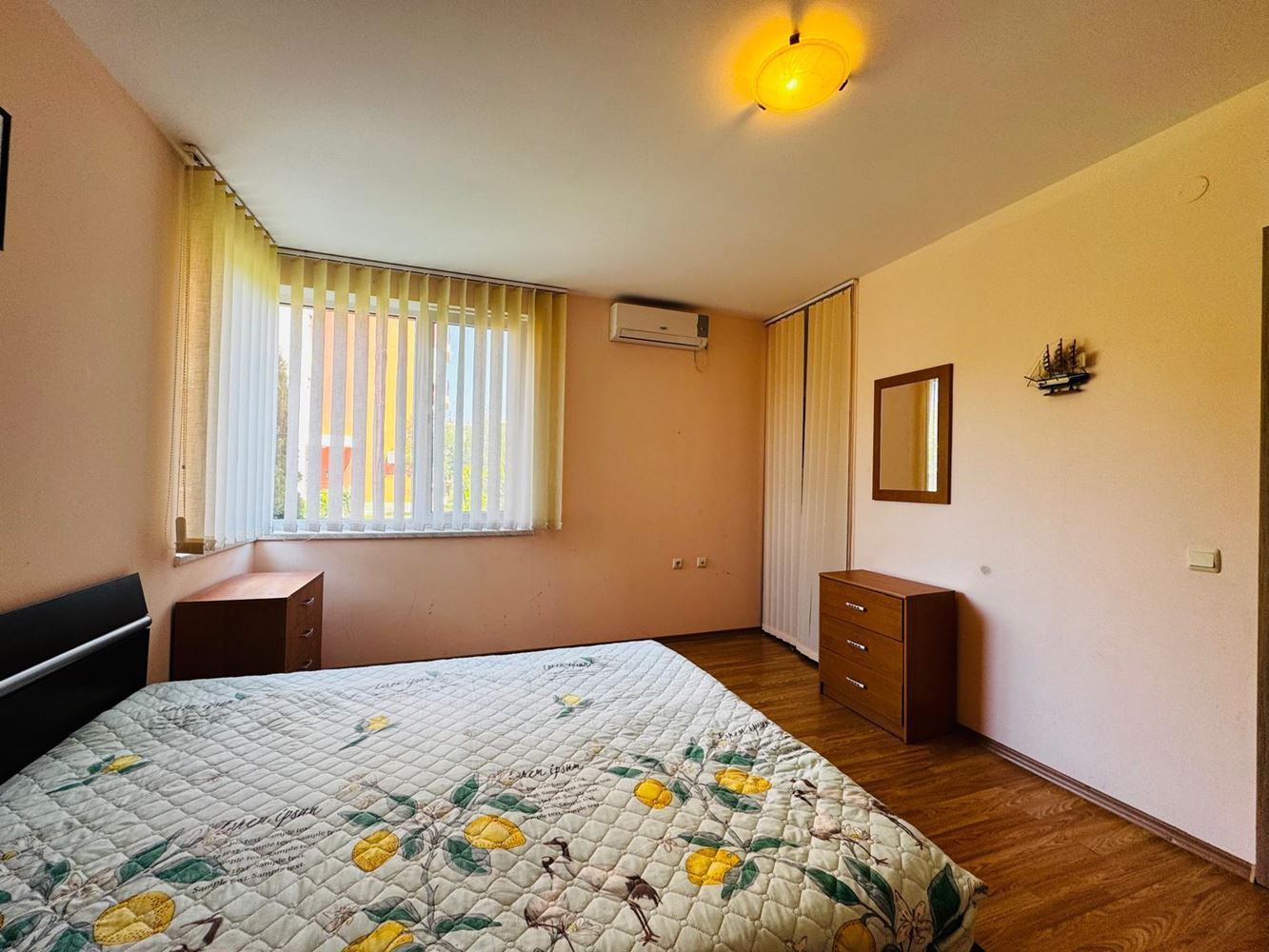 Przytulny apartament z dwiema sypialniami na parterze w Słonecznym Brzegu – doskonała inwestycja blisko aquaparku i morza