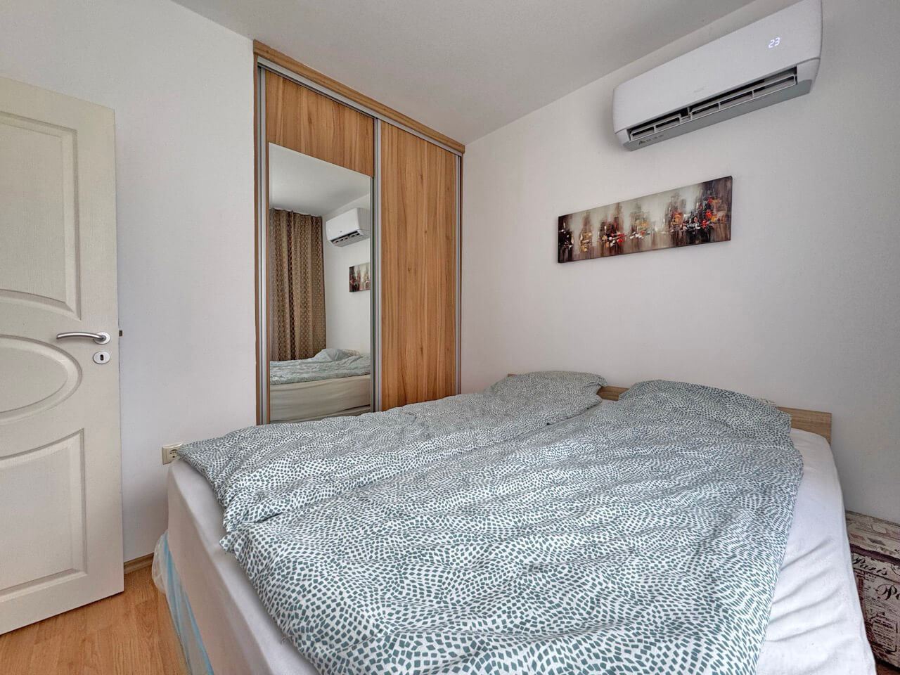 Luksusowy apartament z jedną sypialnią z widokiem na basen w prestiżowym kompleksie w Słonecznym Brzegu
