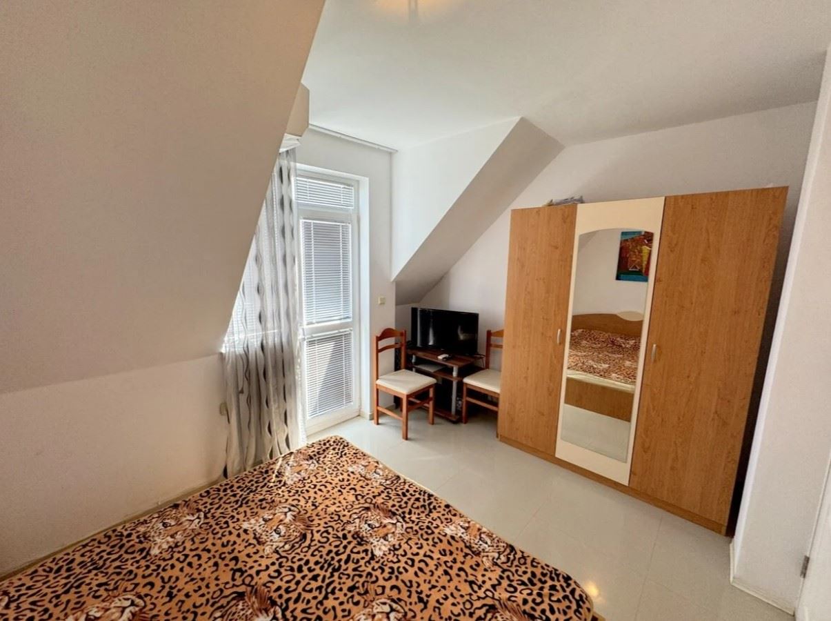 Apartament z jedną sypialnią w Rawdzie – w pełni umeblowany, w budynku mieszkalnym i 500 metrów od morza