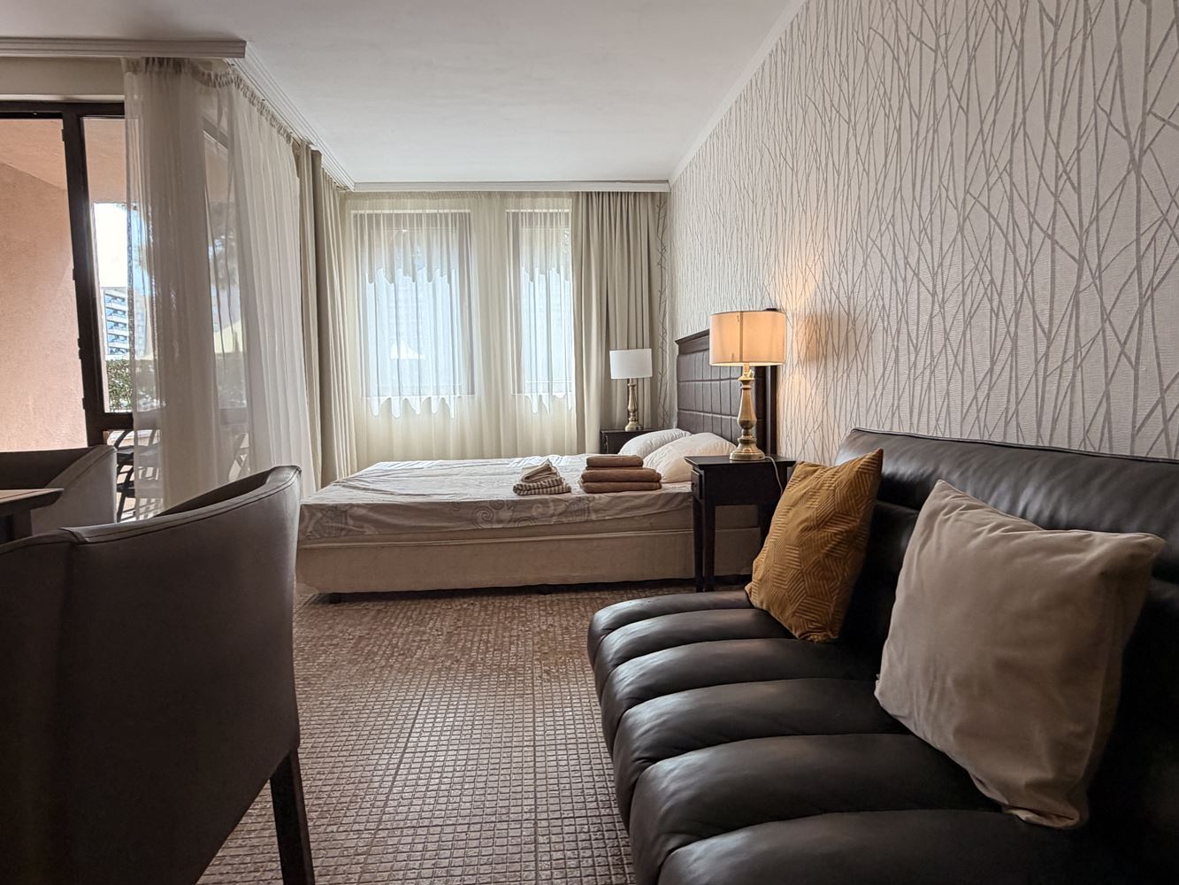 Ekskluzywne studio z ogrodem i bezpośrednim dostępem do basenu – 100 m od morza w Słonecznym Brzegu