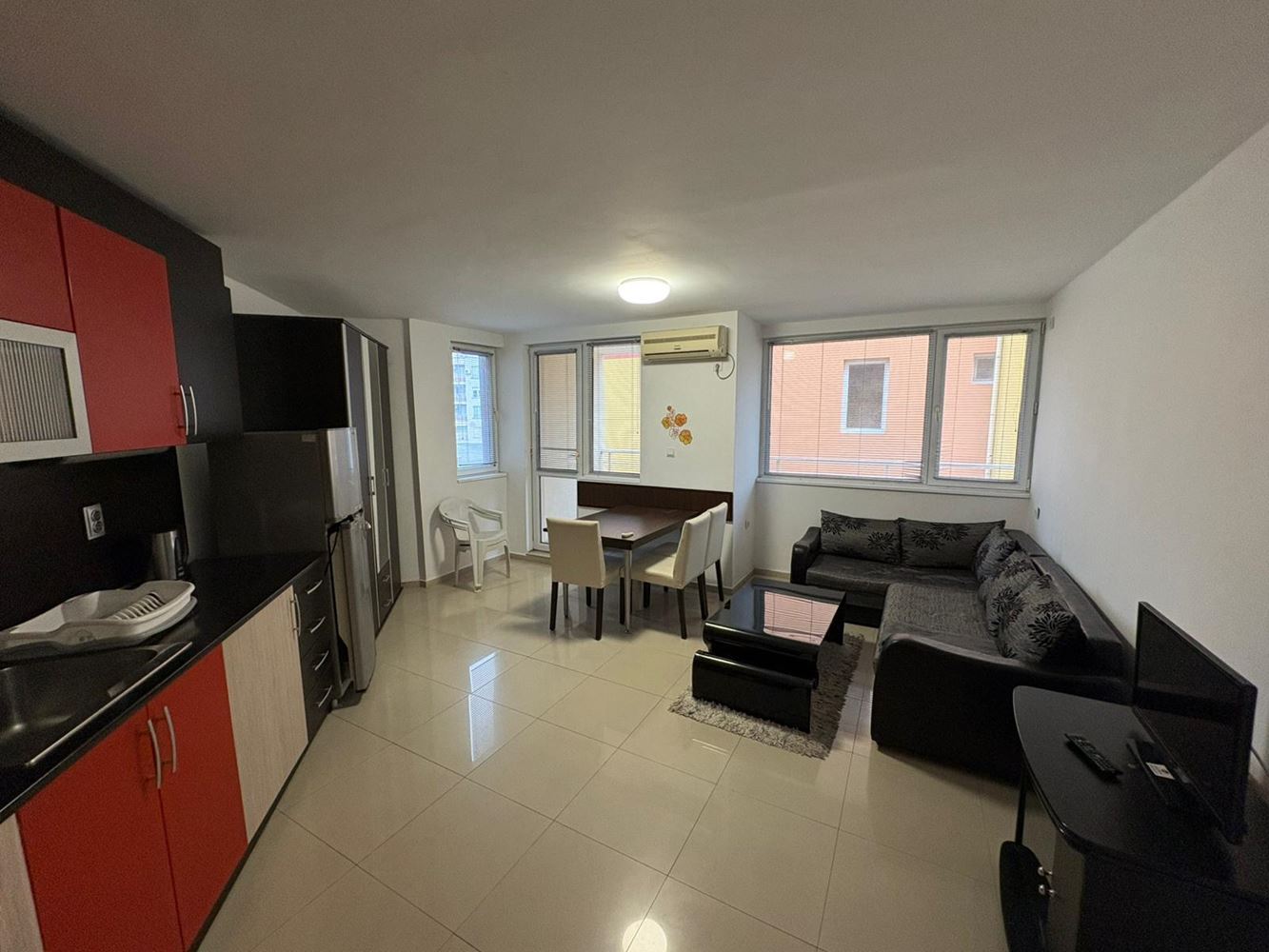 Dwupokojowe mieszkanie w Pomorie – doskonała lokalizacja 400 m od morza i centrum