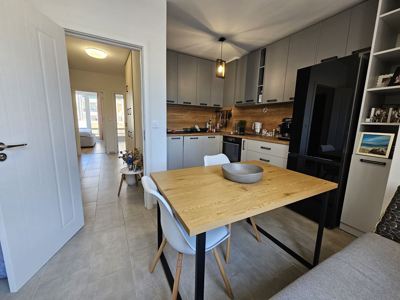 Przestronne i jasne mieszkanie z dwiema sypialniami i dwoma dużymi tarasami w Meden Rudnik – idealne dla rodziny lub jako inwestycja