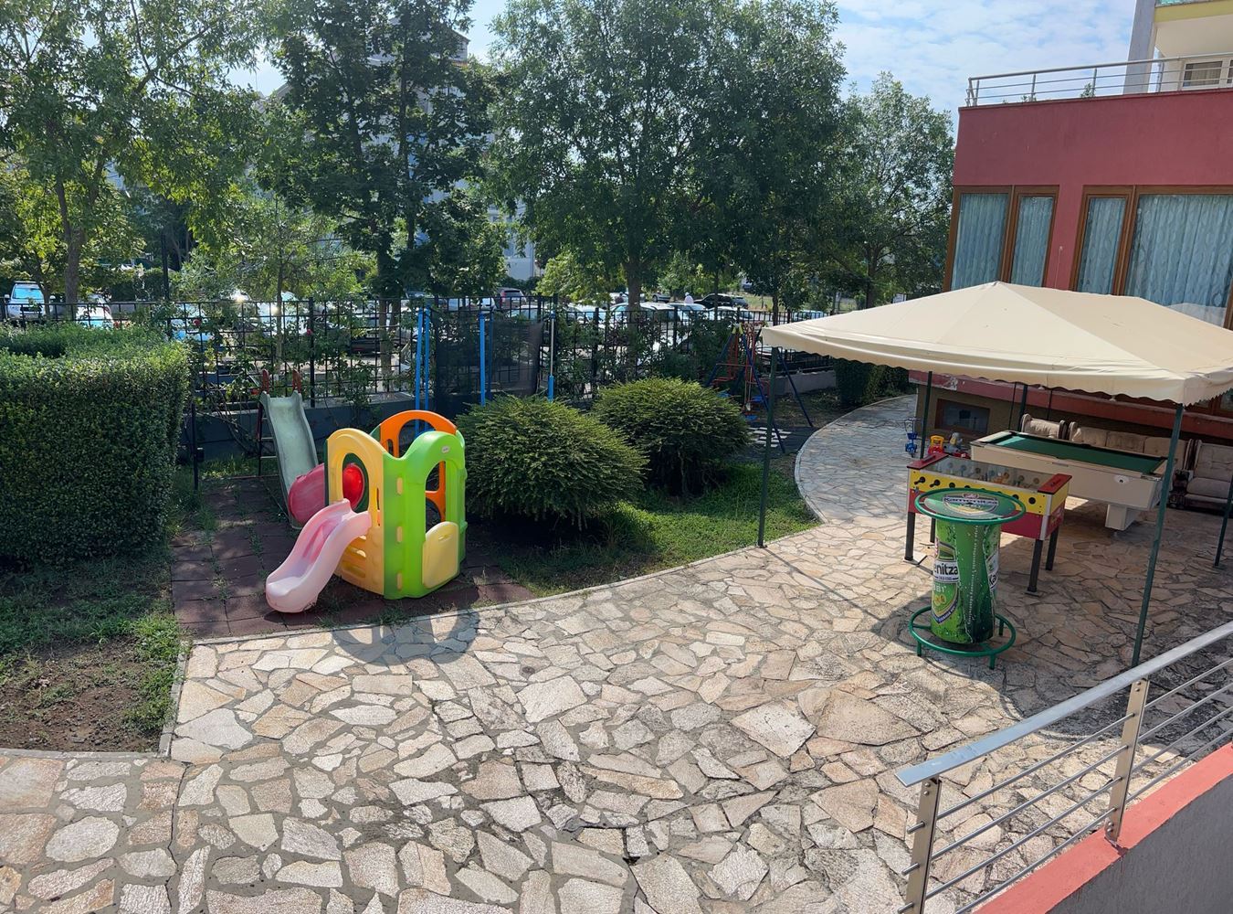 Przestronne mieszkanie z jedną sypialnią w Słonecznym Brzegu – zaledwie 300 m od plaży