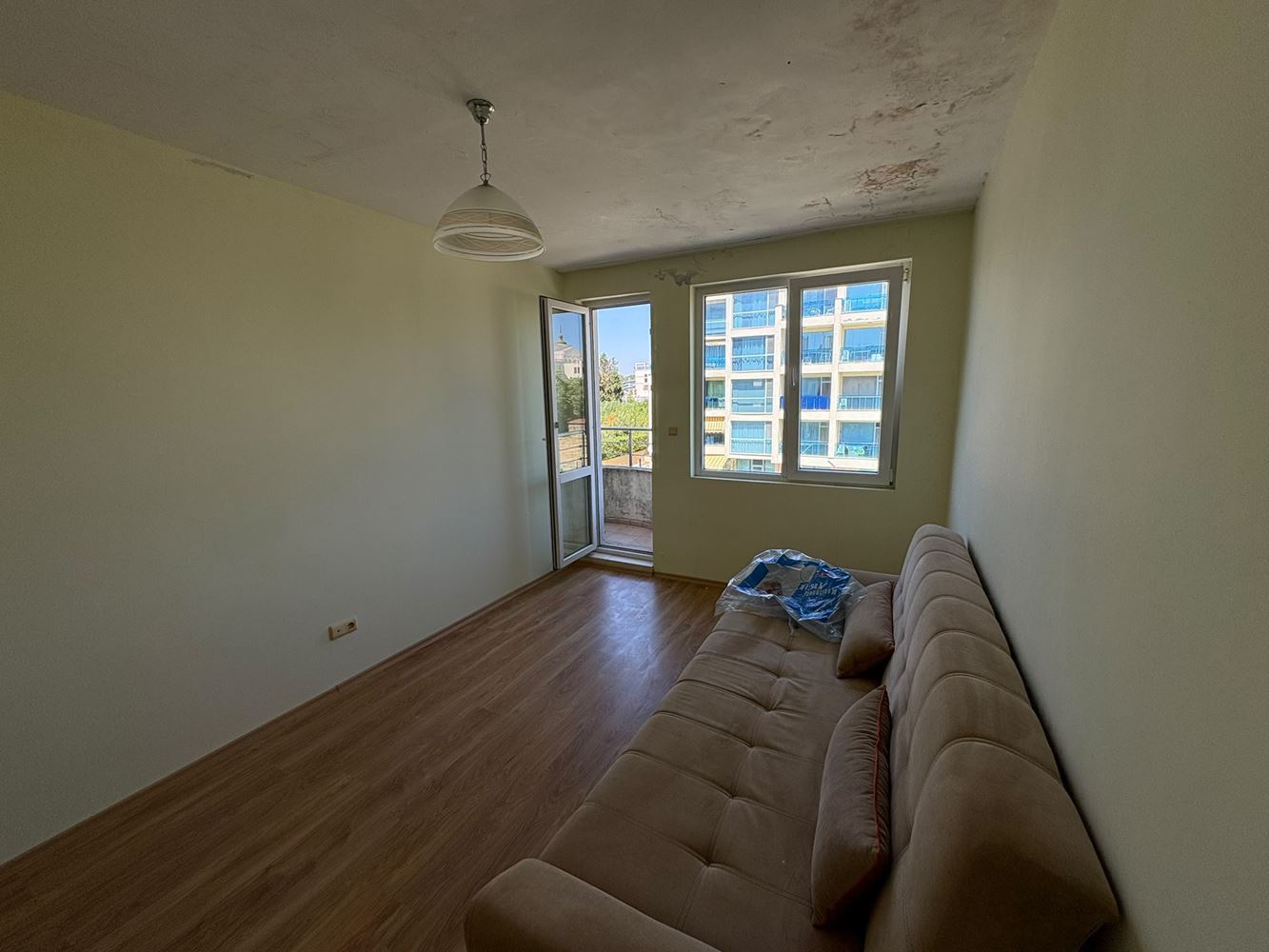 Pomorie 300 m od morza – umeblowane mieszkanie z jedną sypialnią w kompleksie z basenem